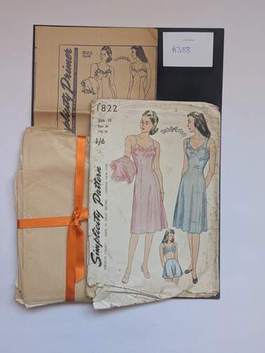 Vintage simplicity 1822 - vintage, 40s