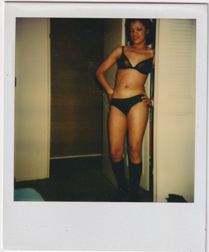 Vtg polaroid sexy black - vtg., polaroid.