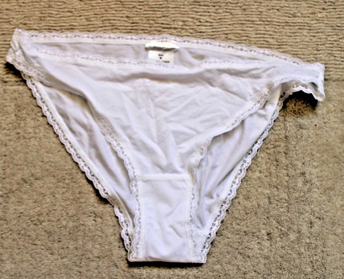 Brand new lace trimmed bikini - new,